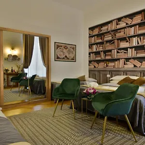 Couette-café Spagna Ave, Rome